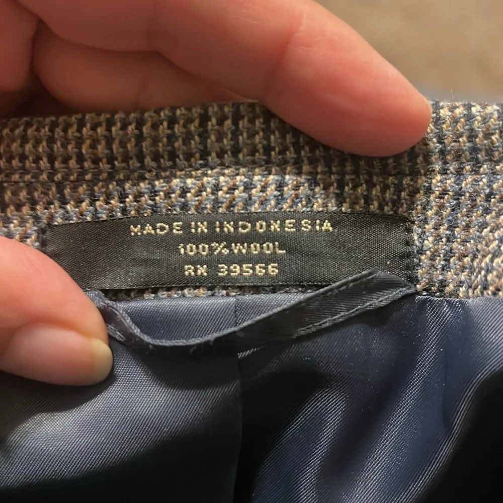 Petrocelli multi color 100% wool men’s single breasted sport coat